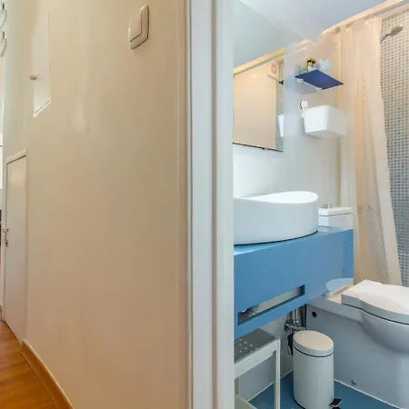 Alfama @ Lisbon's Historical Heart Apartamento