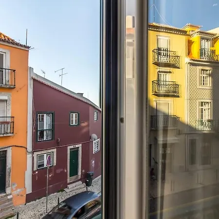 Alfama @ Lisbon's Historical Heart * Lisbon