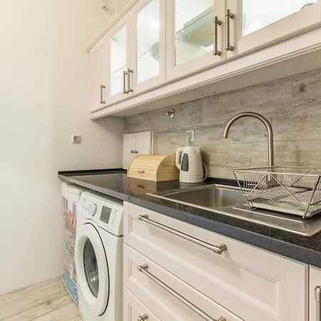 Apartment Alfama @ Lisbon's Historical Heart