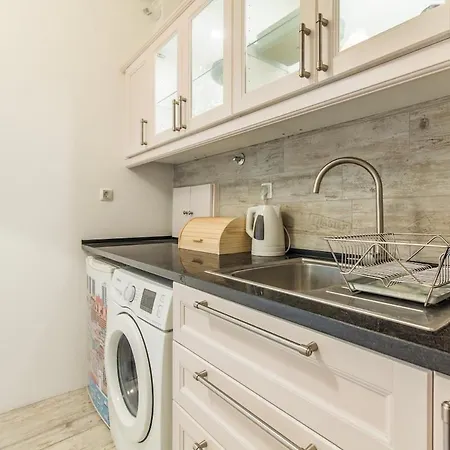 Apartment Alfama @ Lisbon's Historical Heart *